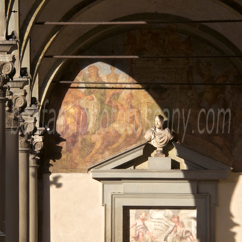 colonnato del brunelleschi in piazza ss.annunziata.jpg