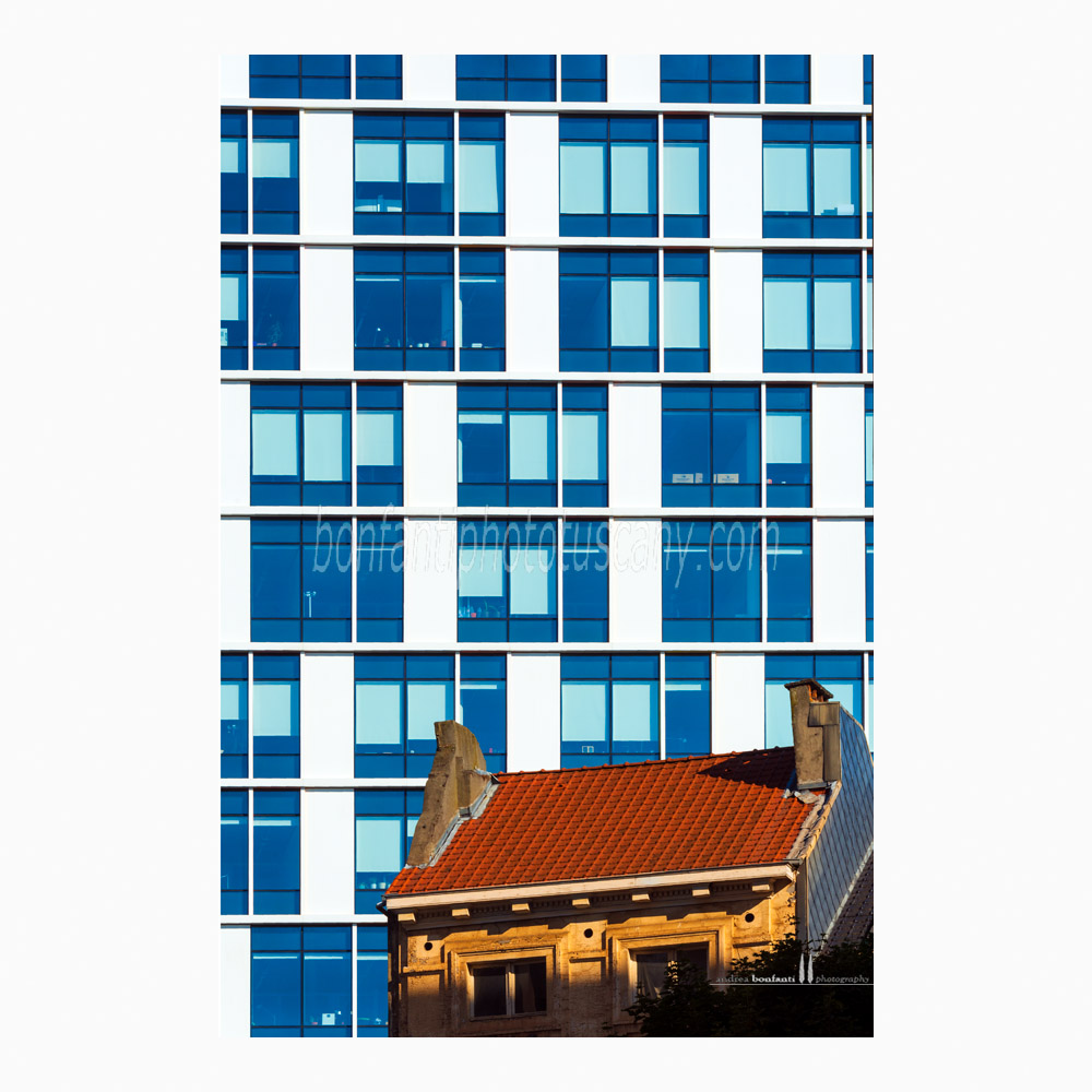 bruxelles #6 architectural contrasts.jpg