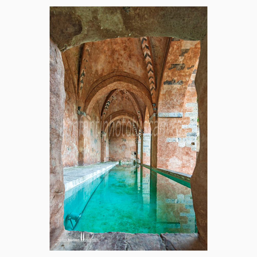 Siena - fonte di pescaia #2 interno