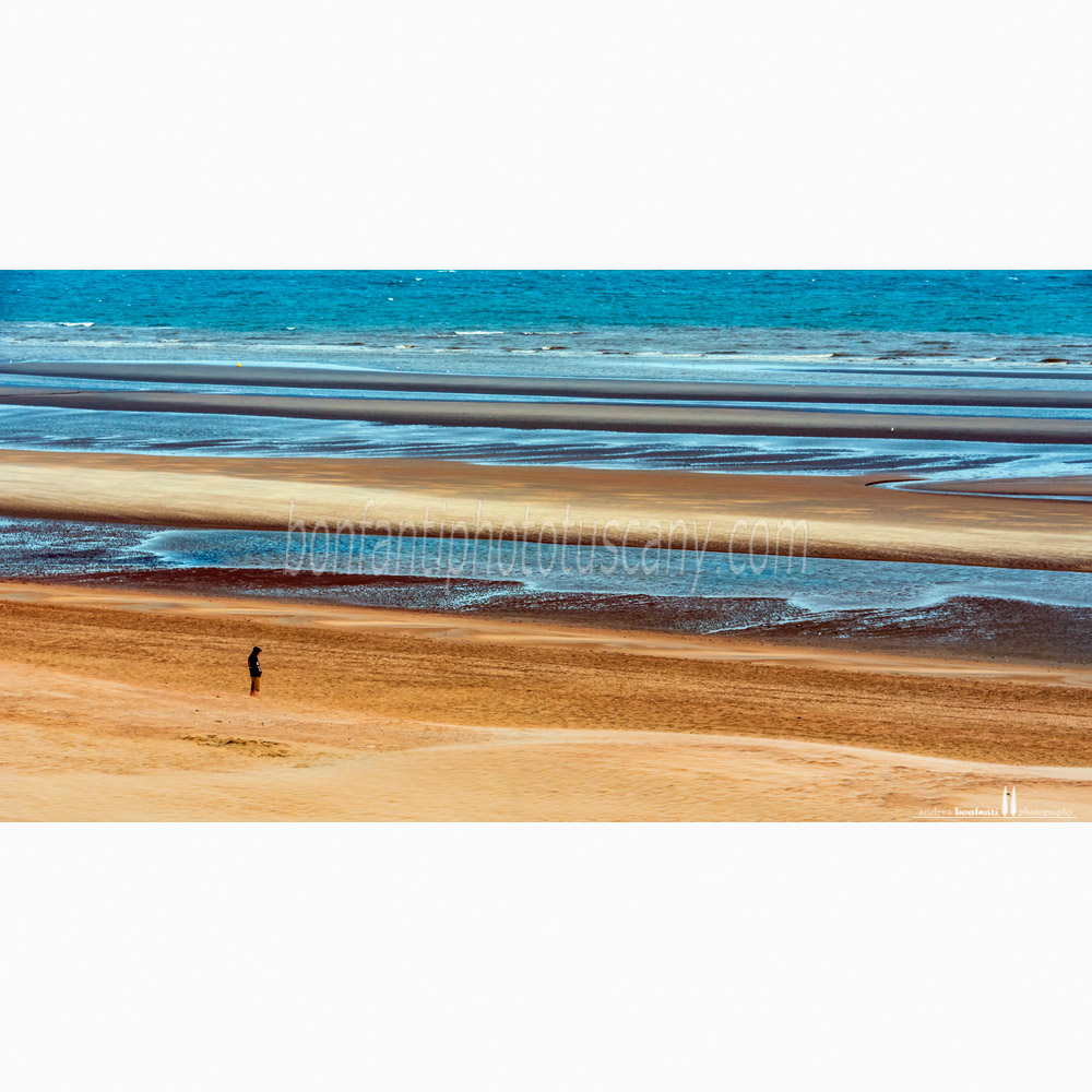 st.idesbald north sea - cloudy morning on the beach.jpg