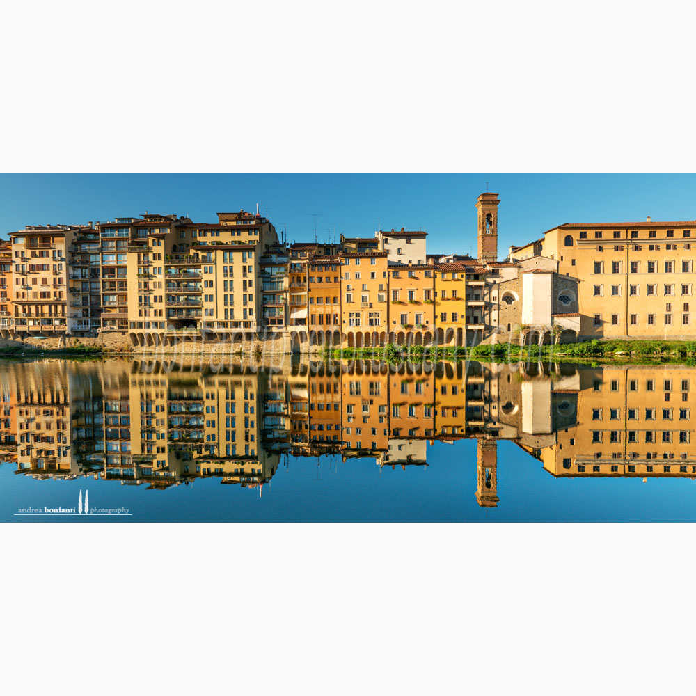 borgo san Iacopo riflesso nell'Arno - Firenze borgo san Iacopo riflesso nell'Arno - Firenze