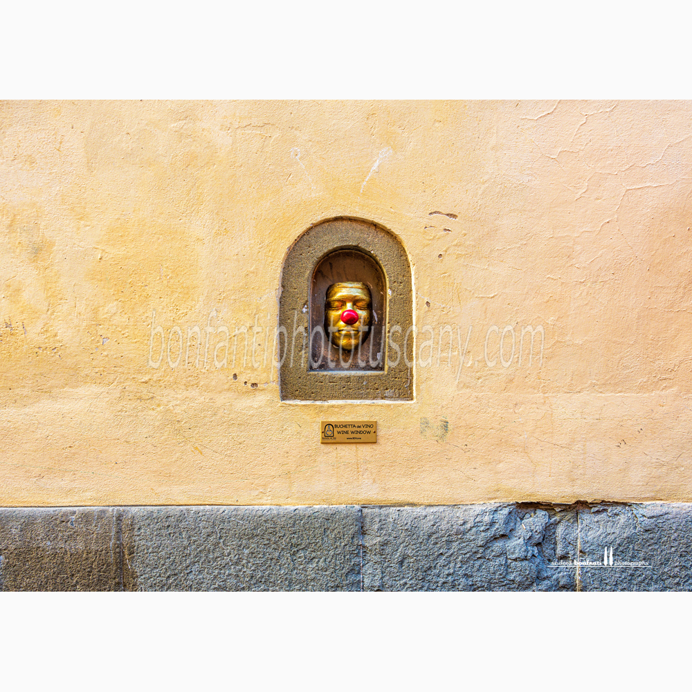 buchetta del vino in via della Chiesa a Firenze.jpg