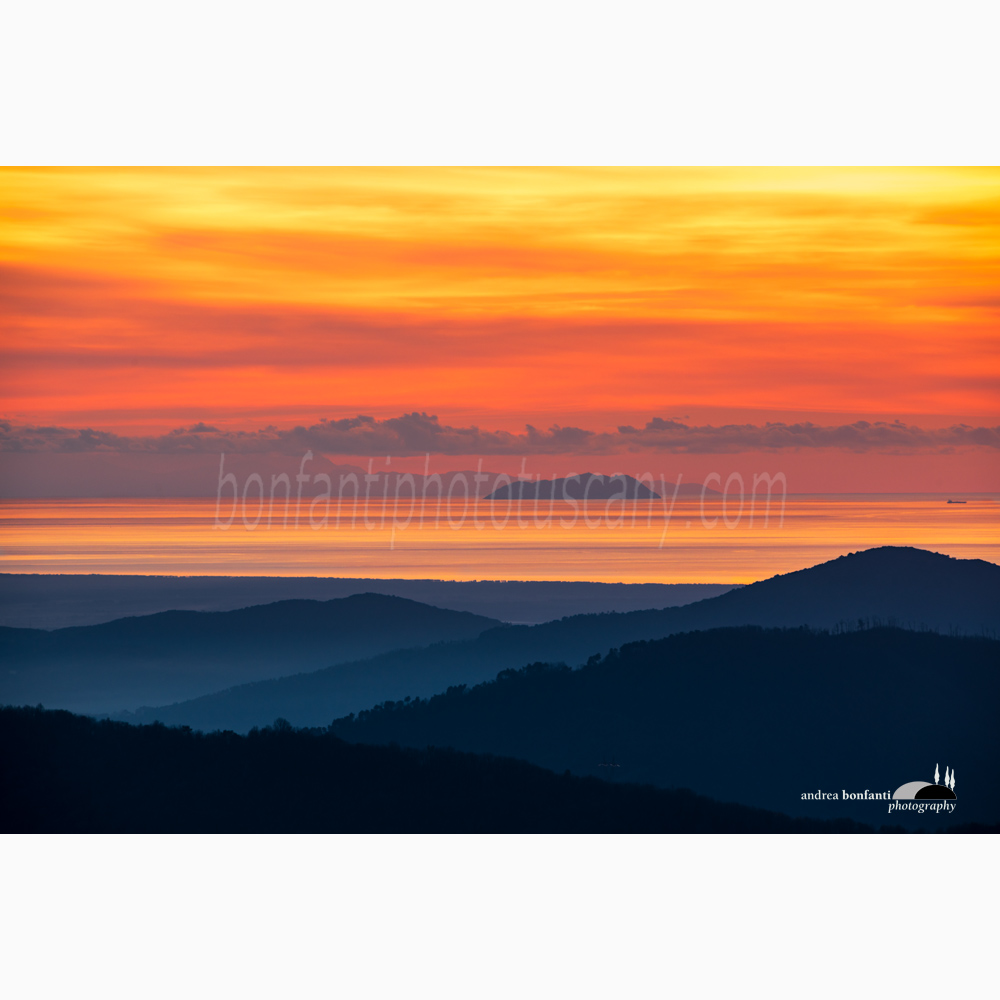 tramonto sul mare dalla croce di brancoli.jpg